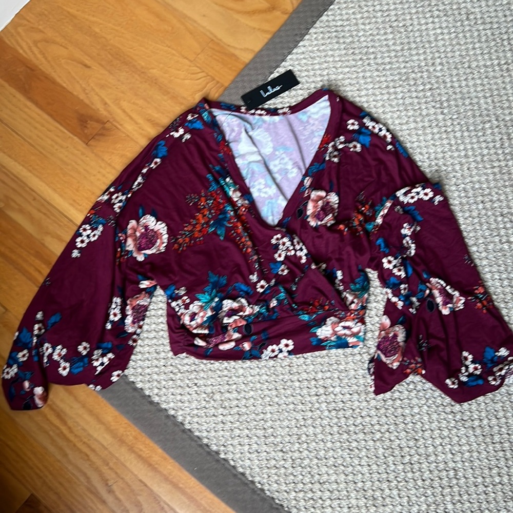 Lulus crop wrap top